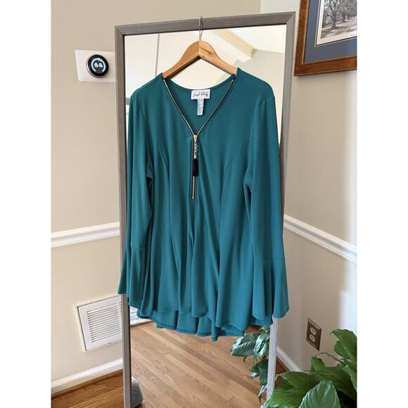 Joseph Ribkoff Greenery V-Neck Pleated Satin Peplum Top 251037 Size 18 - Picture 4 of 7